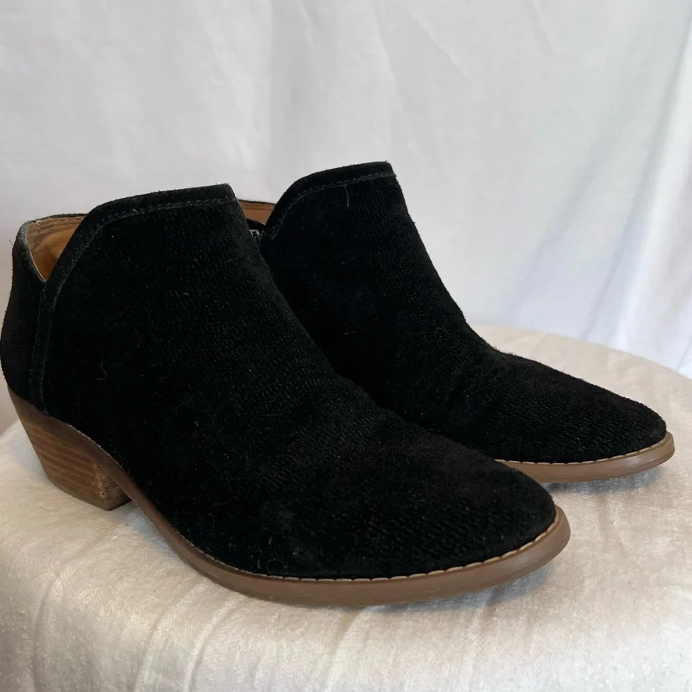 Lucky Brand Black Leather Ankle Boots size 6 1/2. - Picture 1 of 9
